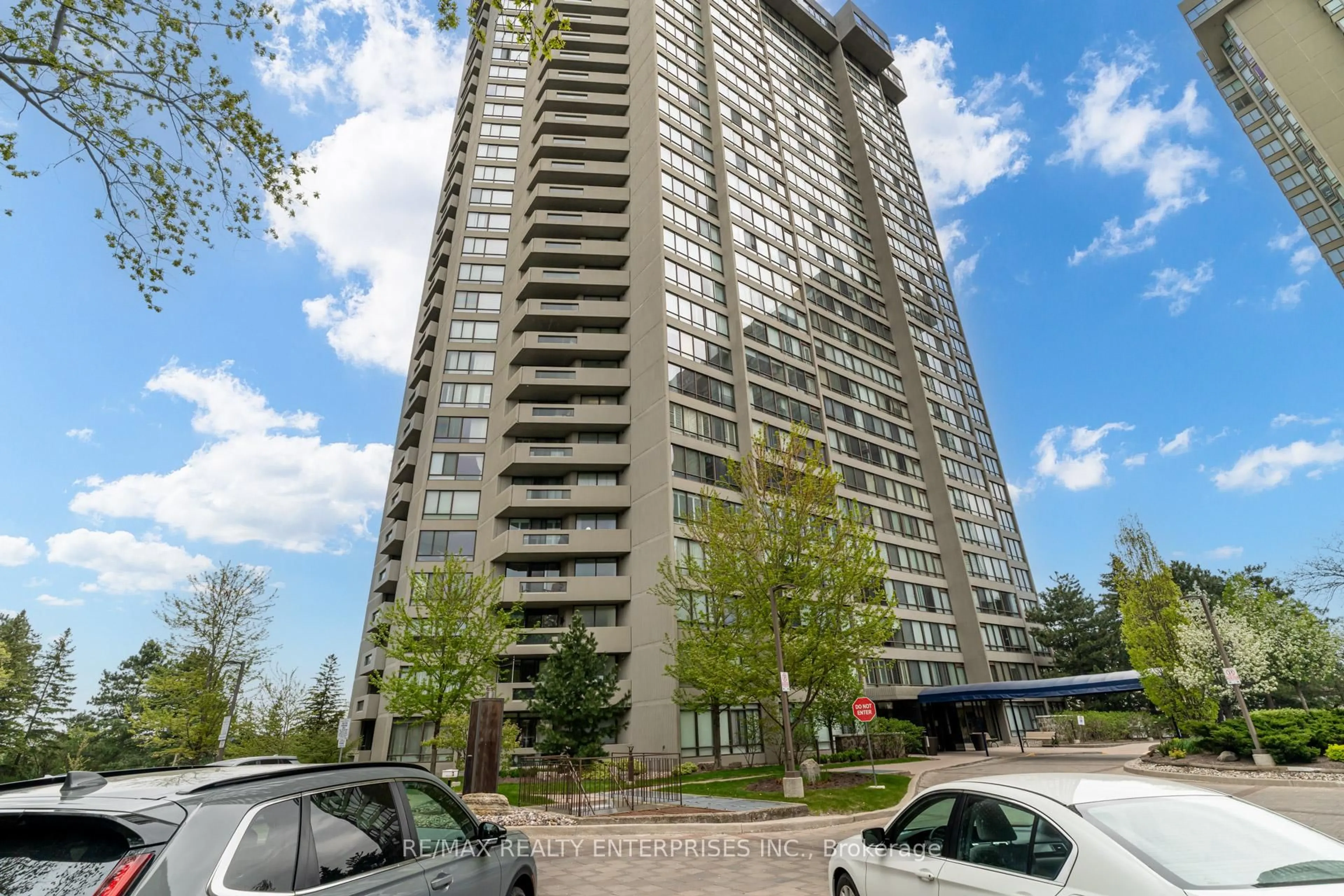 Unknown for 65 Skymark Dr #204, Toronto Ontario M2H 3N9