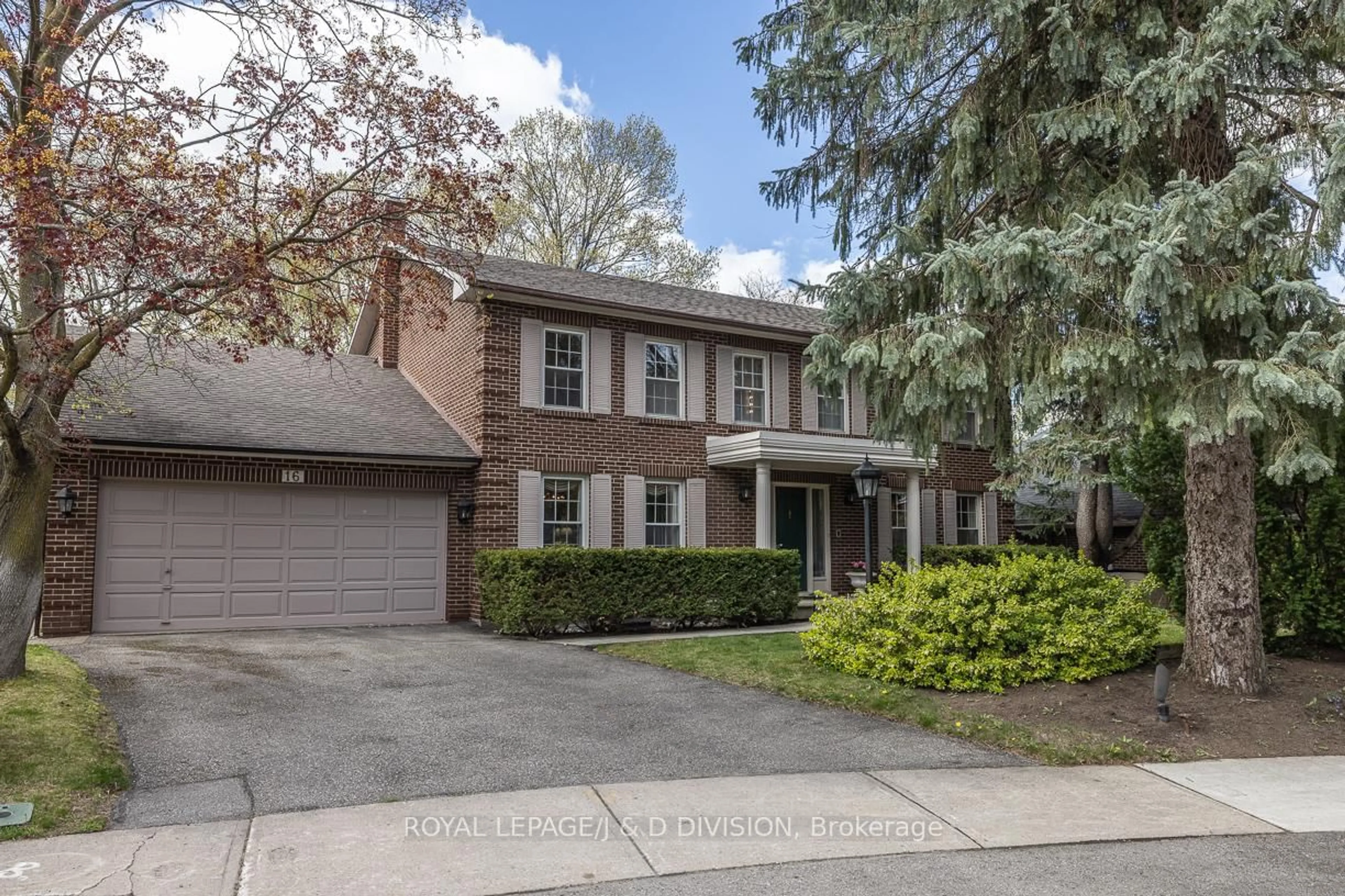 Home with brick exterior material, street for 16 Bobwhite Cres, Toronto Ontario M2L 2E1