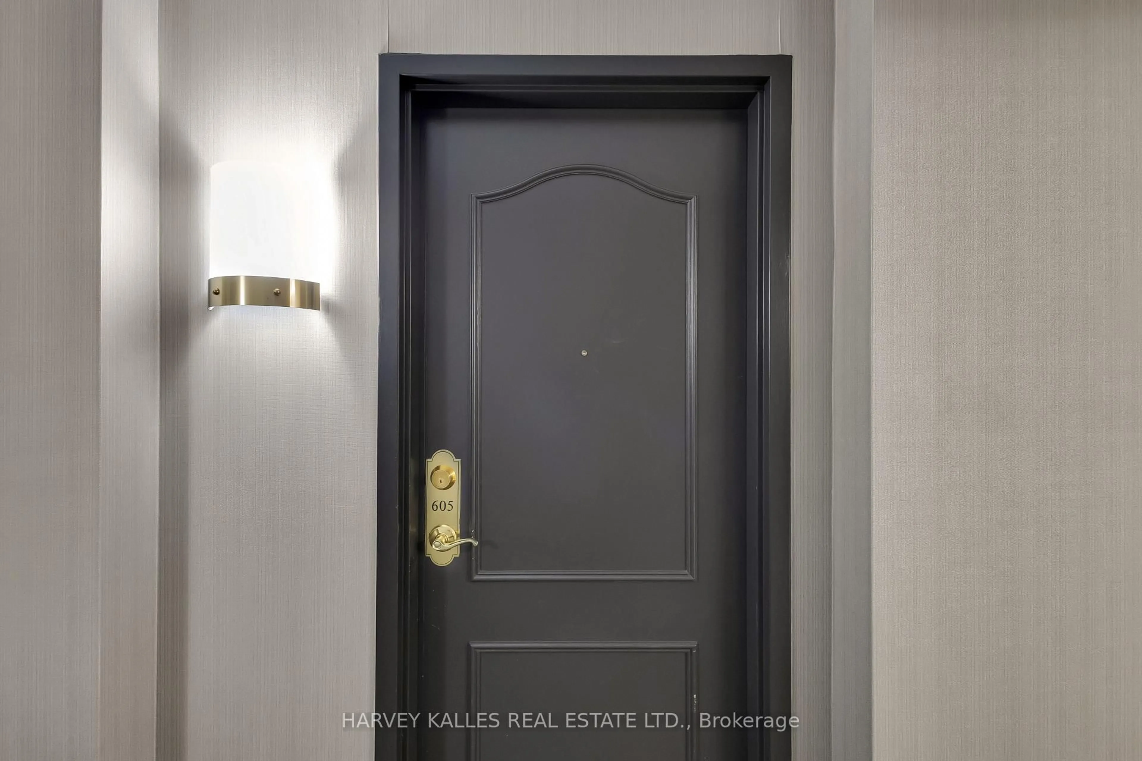 Indoor entryway for 1801 Bayview Ave #605, Toronto Ontario M4G 4K2