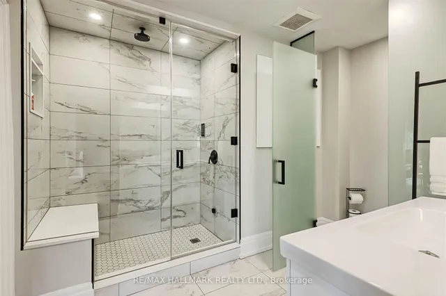 Additional property image - 127 Cottingham St