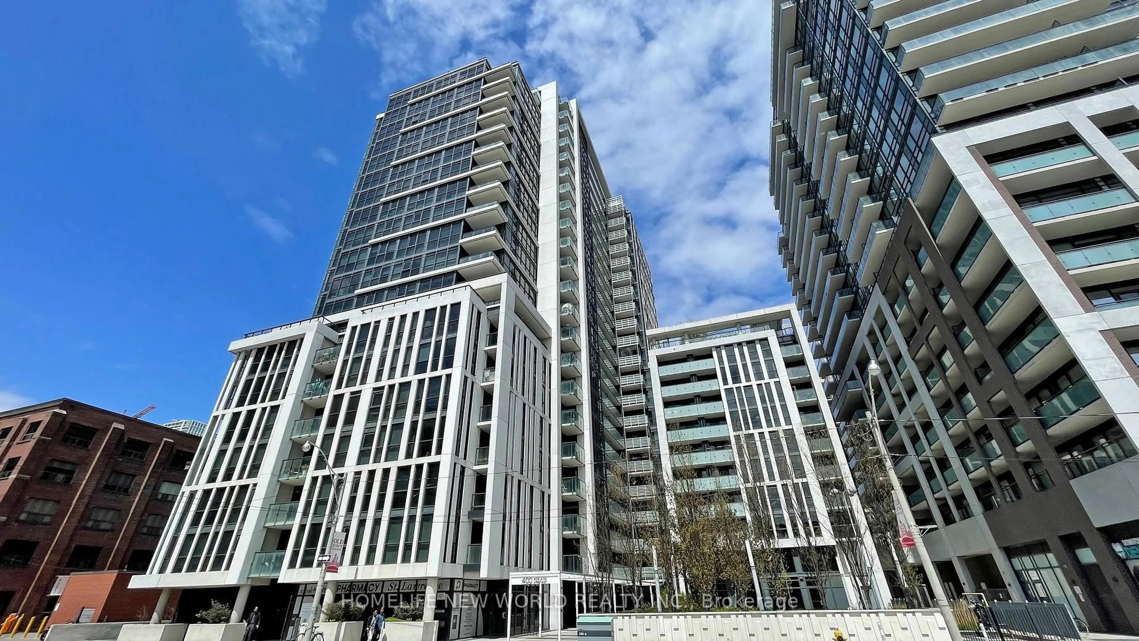 Unknown for 400 Adelaide St #717, Toronto Ontario M5A 1N4