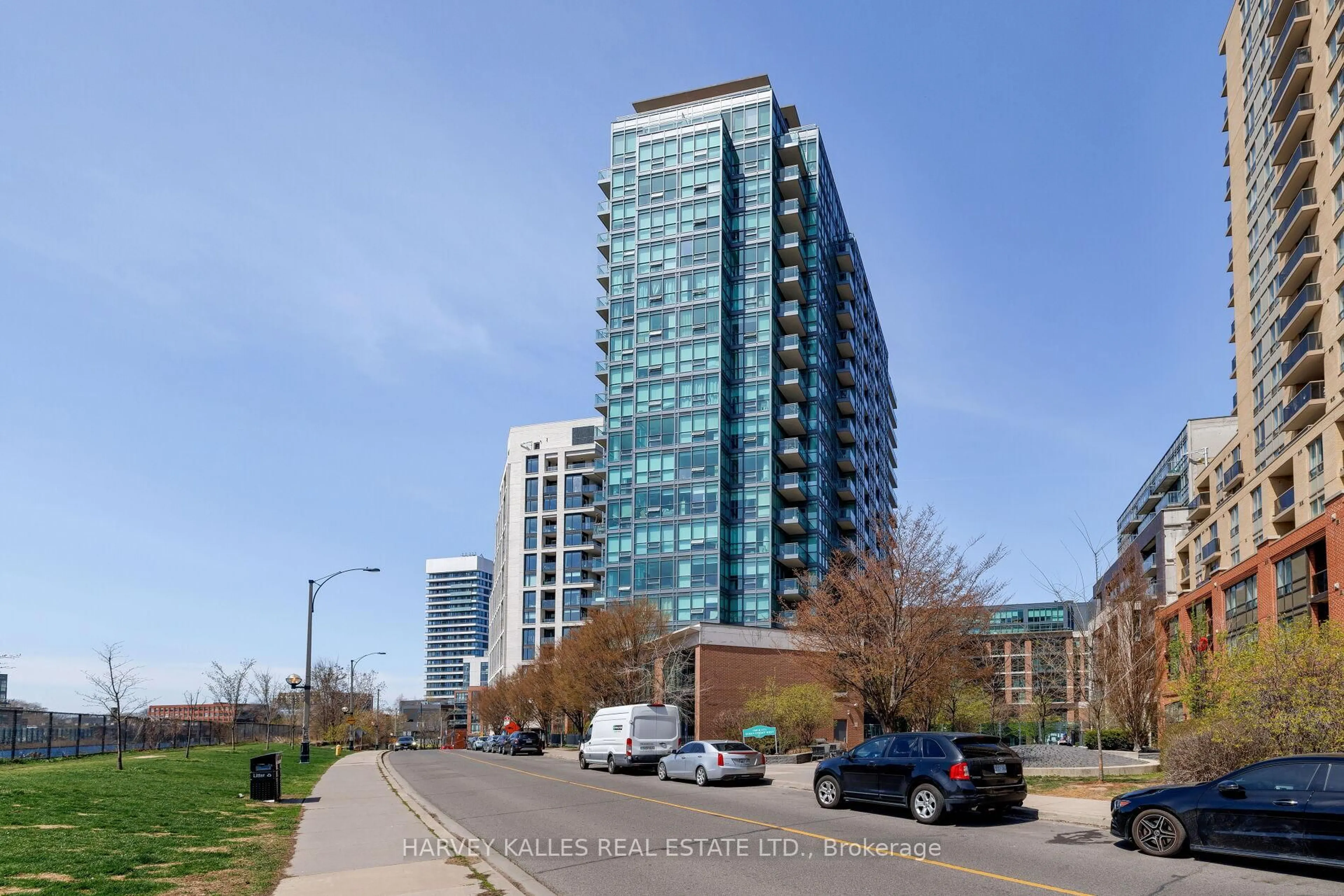 Unknown for 1171 Queen St #312, Toronto Ontario M6J 0A5