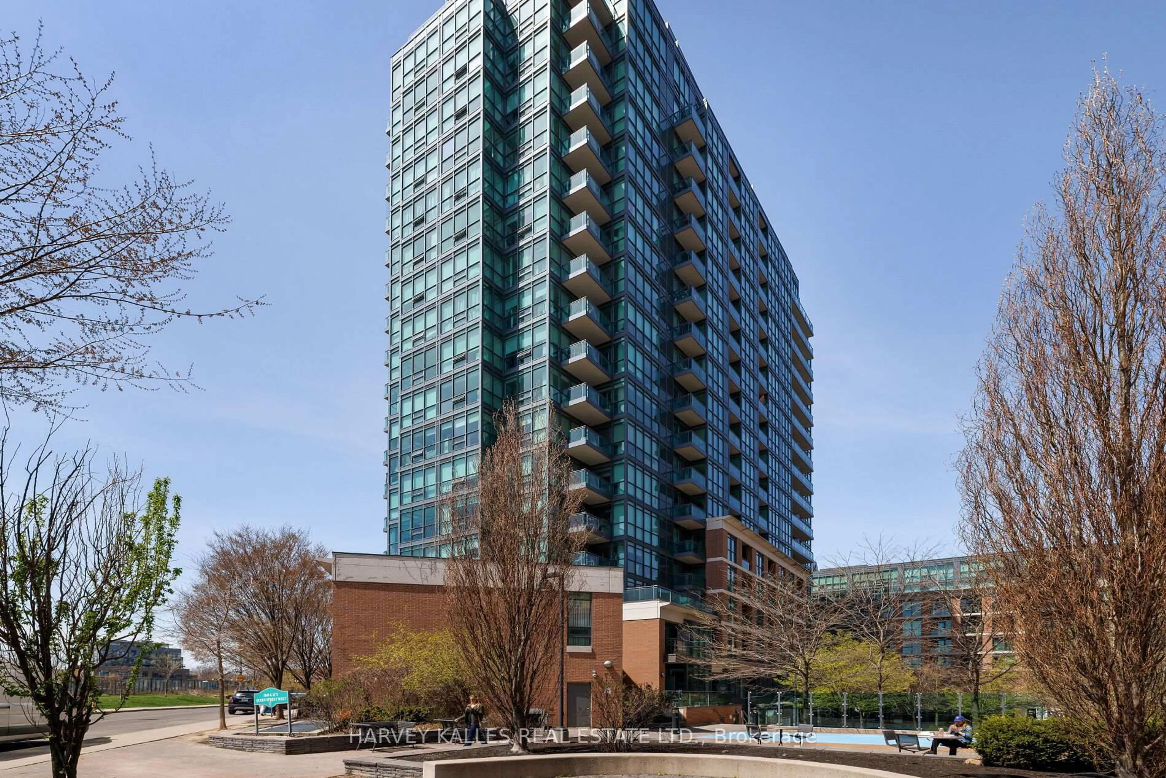 Unknown for 1171 Queen St #312, Toronto Ontario M6J 0A5