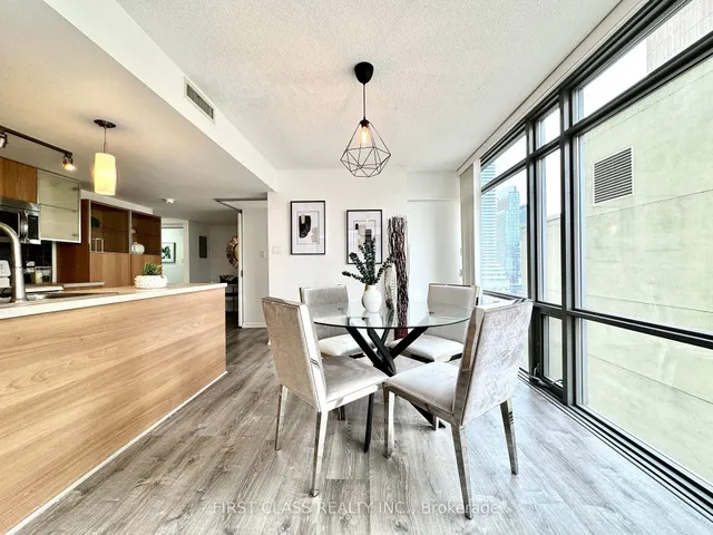 Additional property image - 38 Grenville St Unit 1107