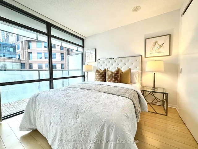 Additional property image - 38 Grenville St Unit 1107