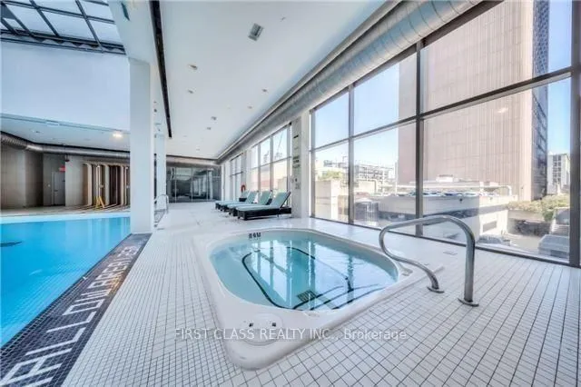Additional property image - 38 Grenville St Unit 1107