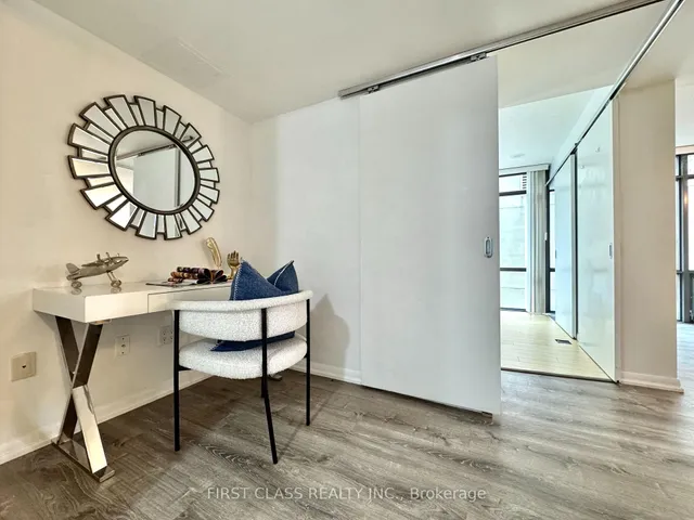 Additional property image - 38 Grenville St Unit 1107