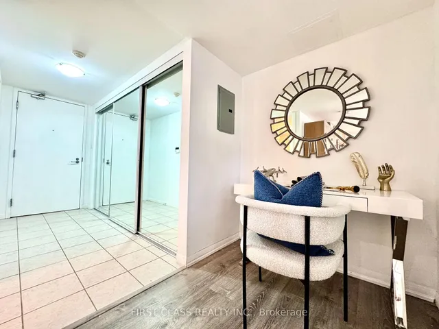 Additional property image - 38 Grenville St Unit 1107