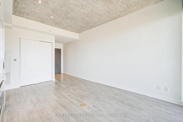 Additional property image - 185 Roehampton Ave Unit 1606
