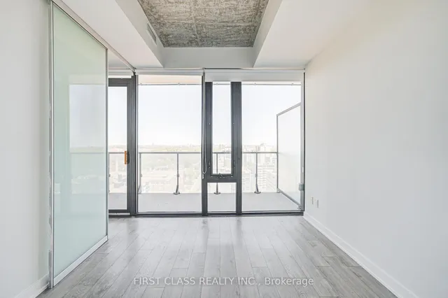 Additional property image - 185 Roehampton Ave Unit 1606