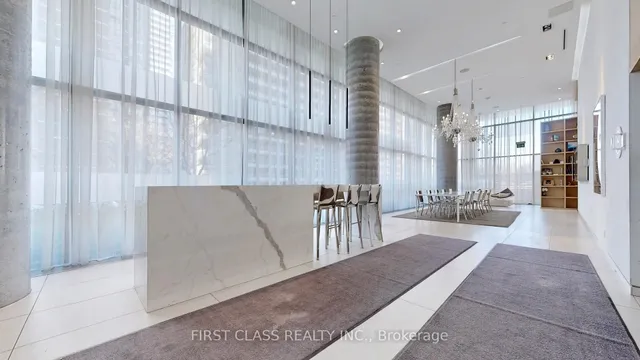 Additional property image - 185 Roehampton Ave Unit 1606