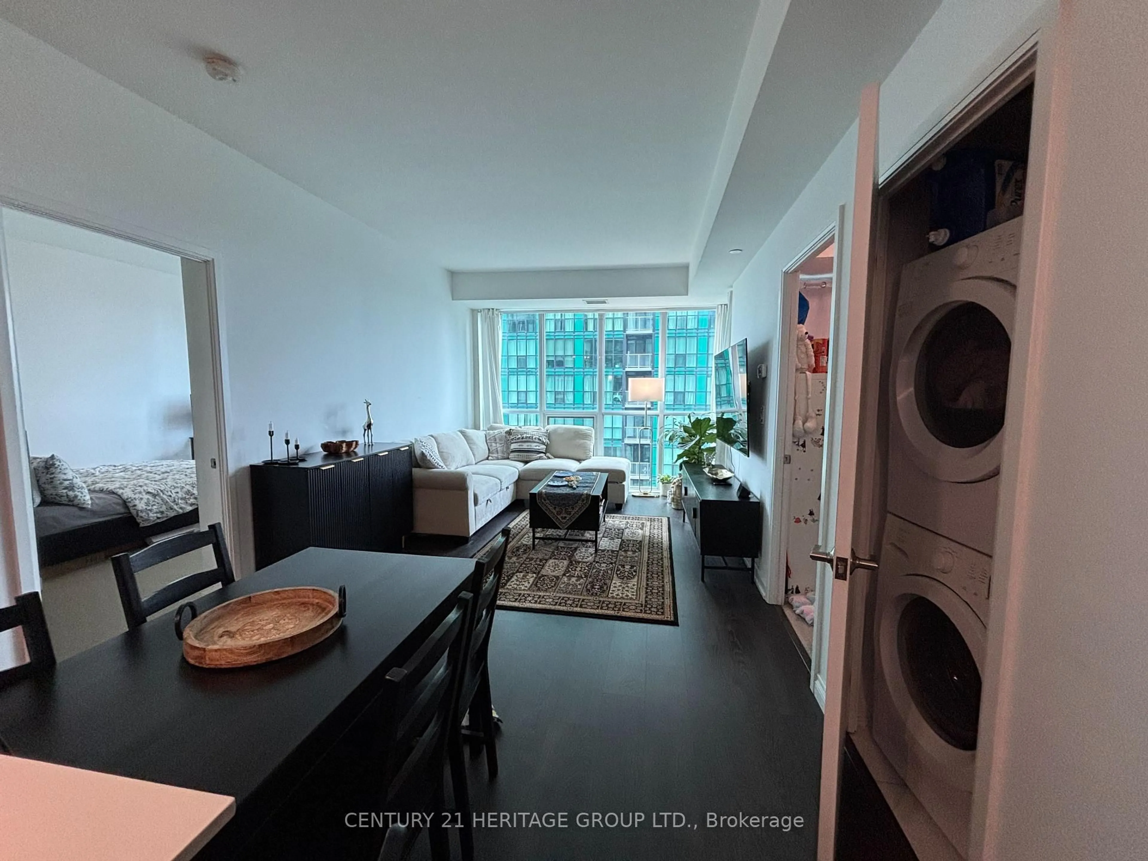 A pic of a room for 9 Bogert Ave #2406, Toronto Ontario M2N 0H3