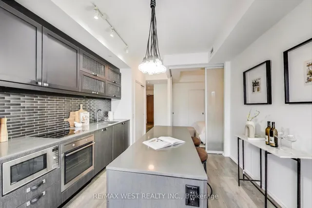 Additional property image - 783 Bathurst St Unit 307