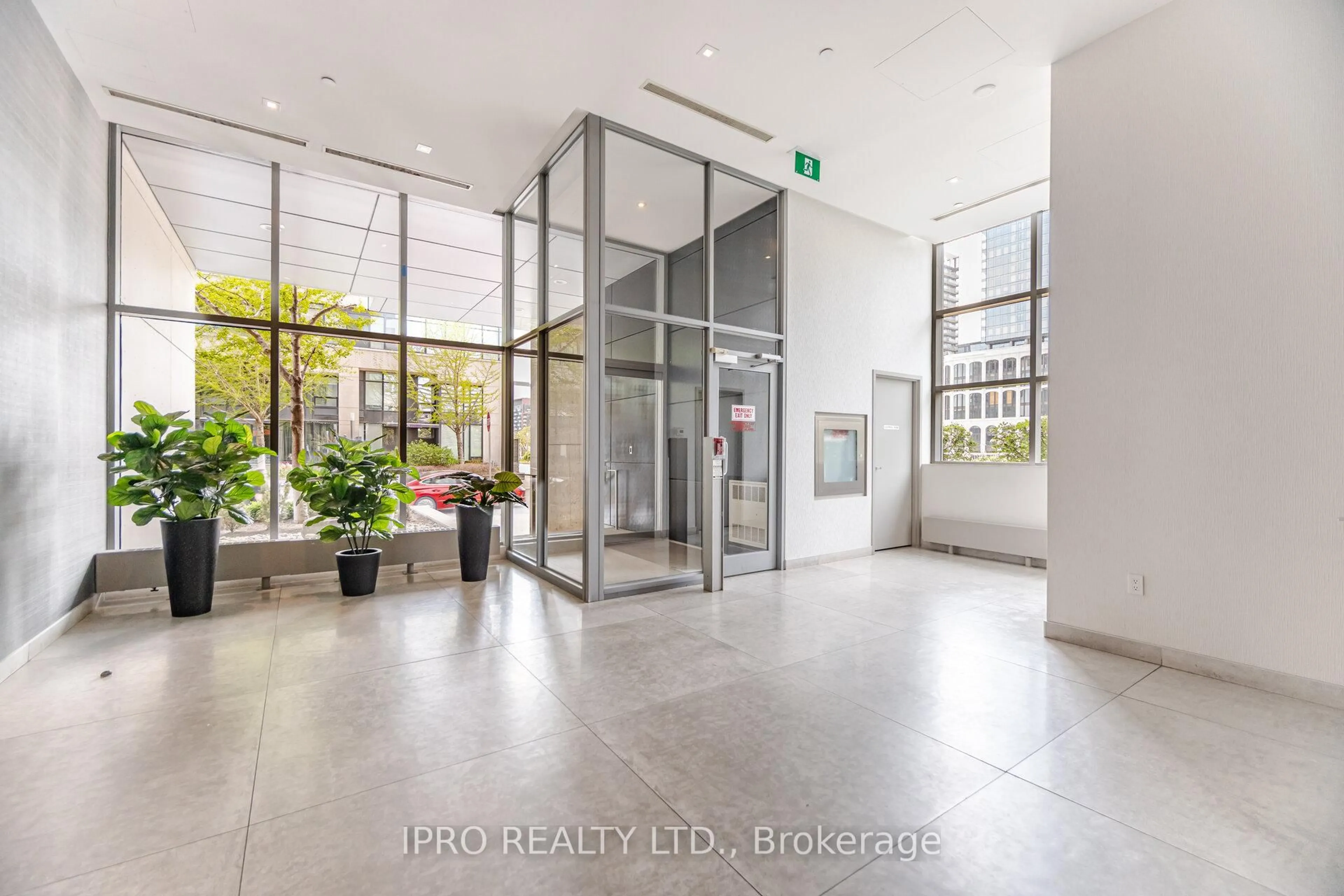 Indoor foyer for 25 Telegram Mews #1015, Toronto Ontario M5V 3Z1