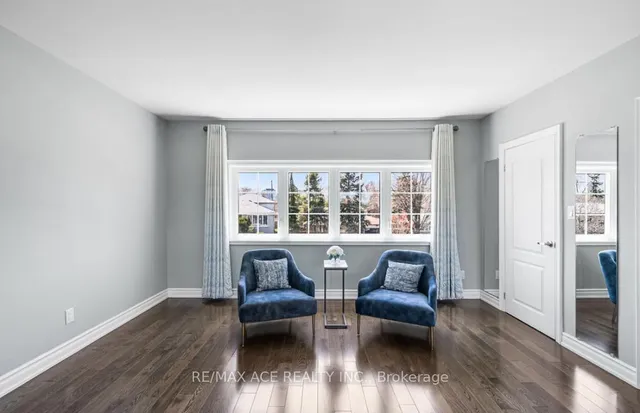 Additional property image - 6 Oldborough Circ