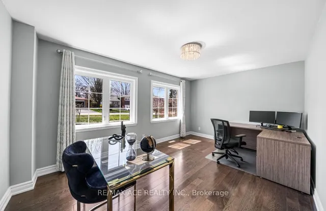 Additional property image - 6 Oldborough Circ