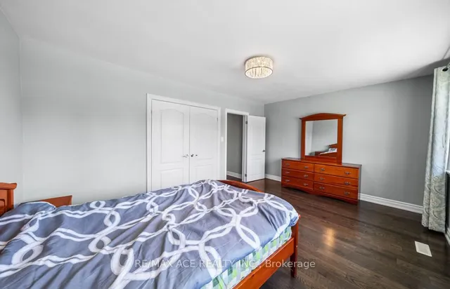 Additional property image - 6 Oldborough Circ