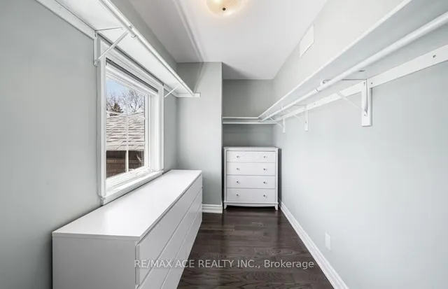 Additional property image - 6 Oldborough Circ