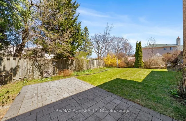 Additional property image - 6 Oldborough Circ