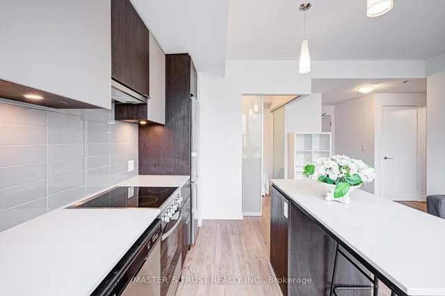 Additional property image - 203 College St Unit 1007