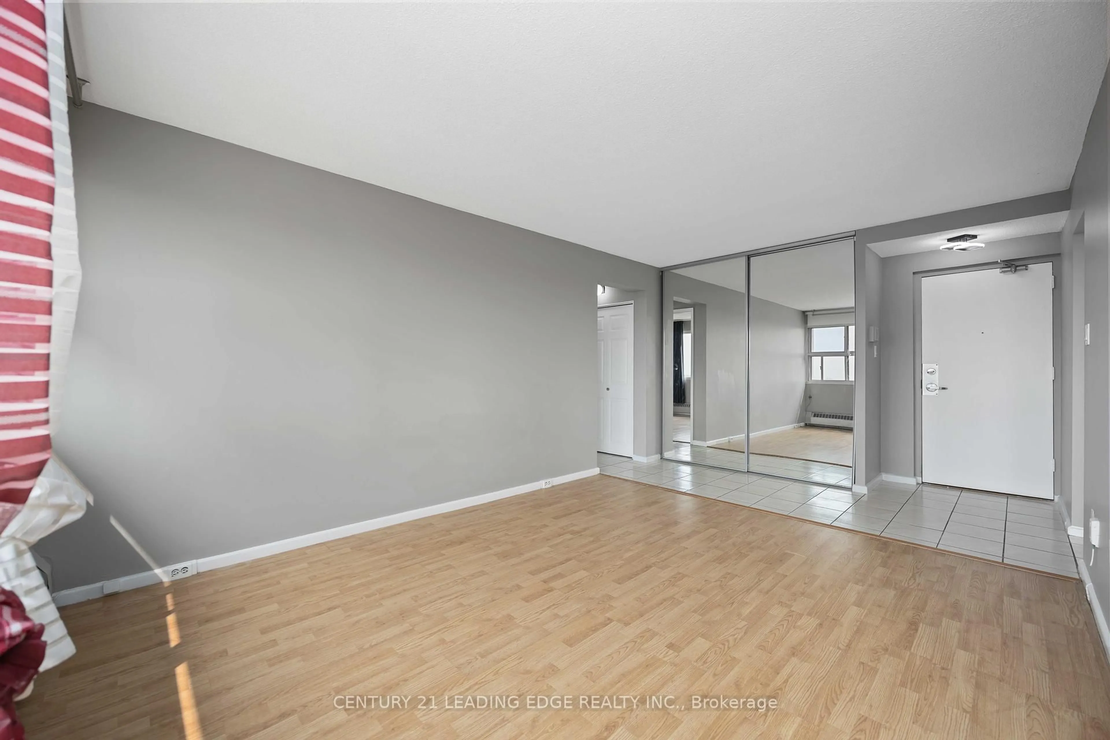 A pic of a room for 735 Don Mills Rd #1604, Toronto Ontario M3C 1T1