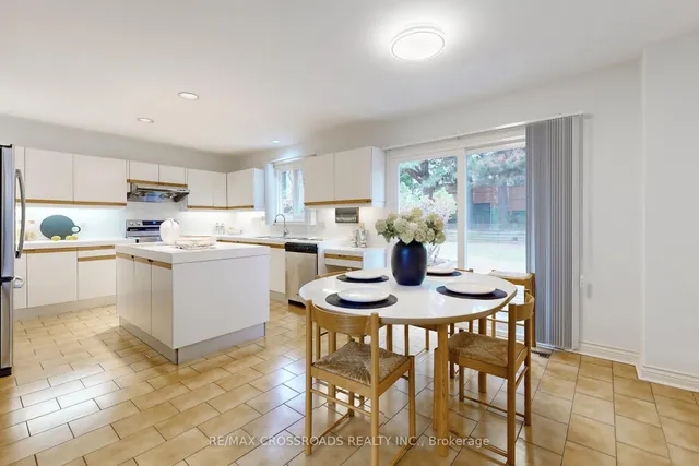 Additional property image - 8 Orchid Crt