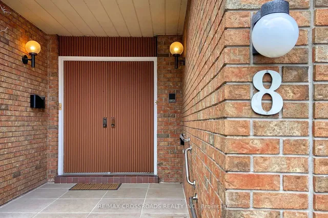 Additional property image - 8 Orchid Crt