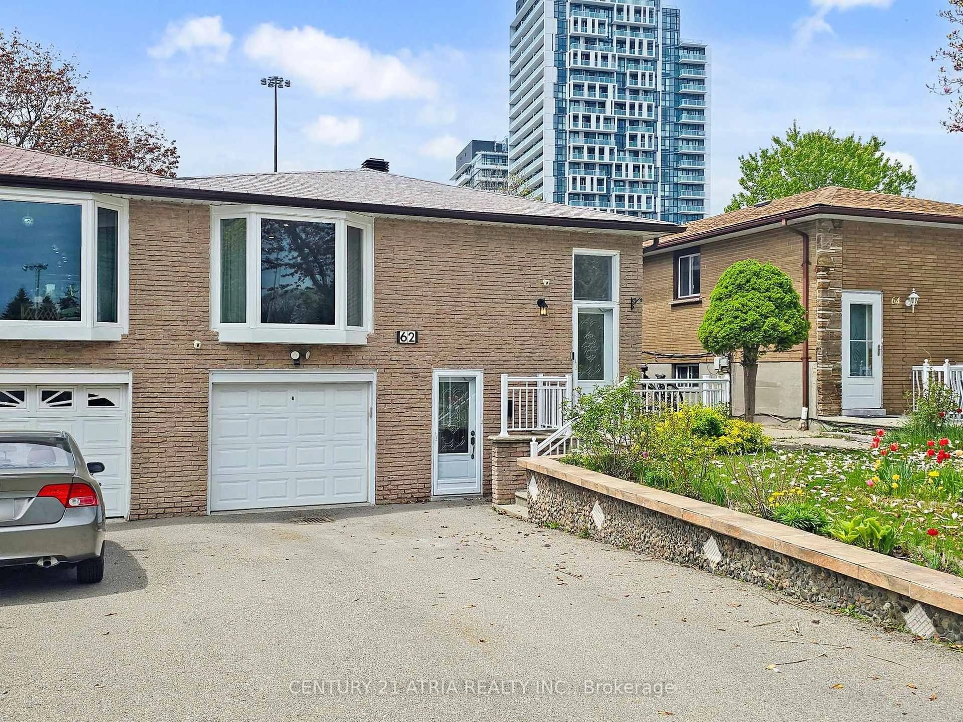 Home with brick exterior material, street for 62 Muirhead Rd, Toronto Ontario M2J 3W4