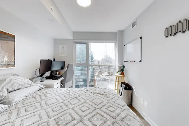 Additional property image - 87 Peter St Unit 1005
