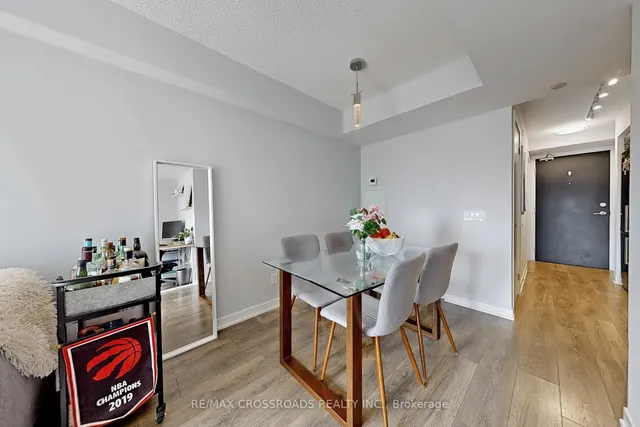 Additional property image - 87 Peter St Unit 1005