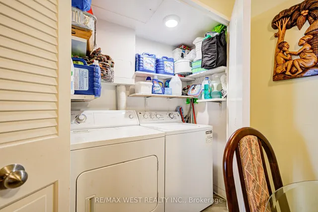 Additional property image - 150 Neptune Dr Unit 906