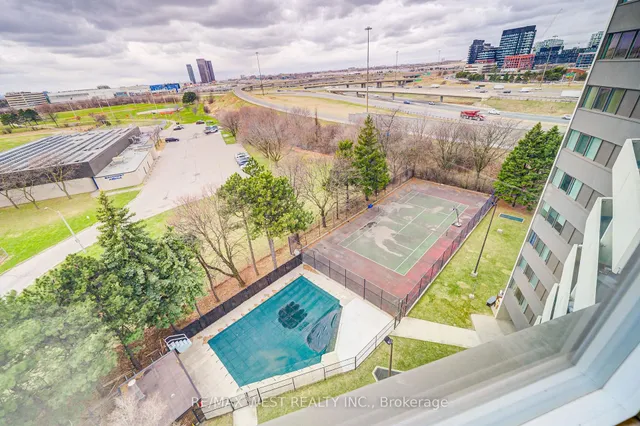 Additional property image - 150 Neptune Dr Unit 906