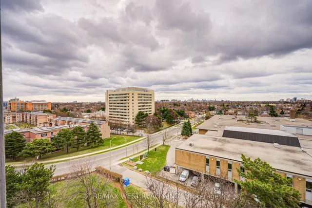 Additional property image - 150 Neptune Dr Unit 906
