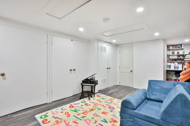 Additional property image - 389 Arlington Ave