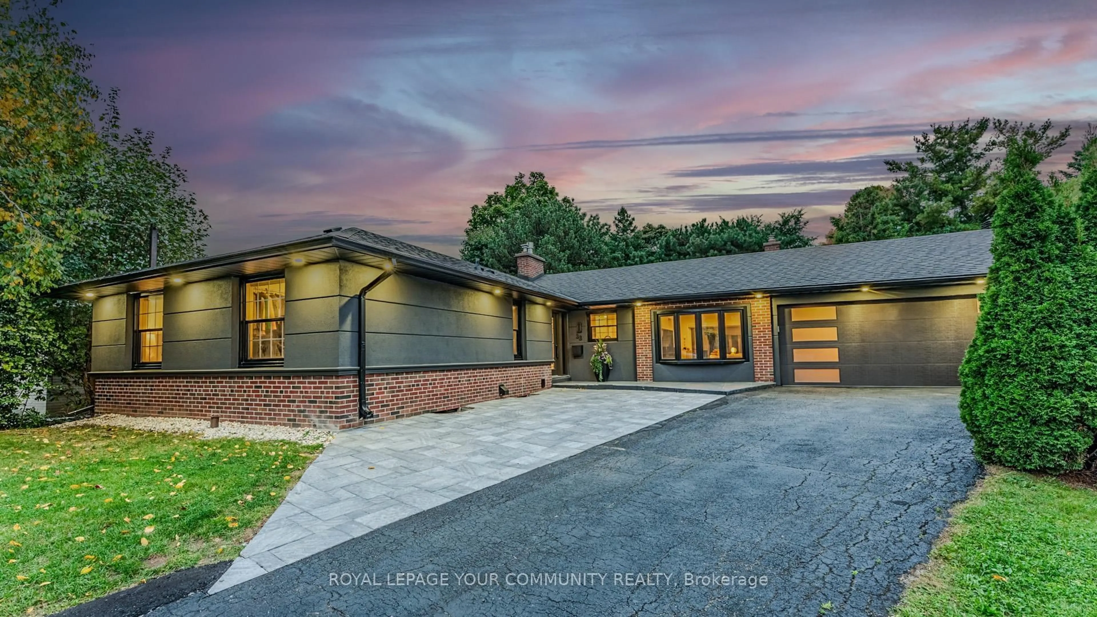 Home with brick exterior material, street for 33 Cloebury Crt, Toronto Ontario M2R 1V7