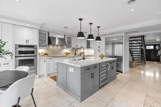 Additional property image - 32 Parkhurst Blvd
