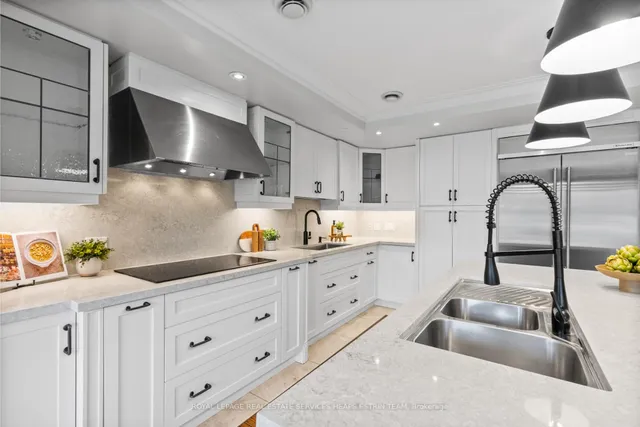 Additional property image - 32 Parkhurst Blvd