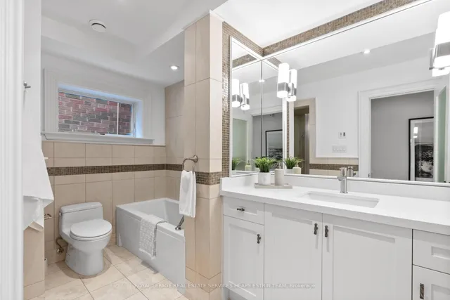 Additional property image - 32 Parkhurst Blvd