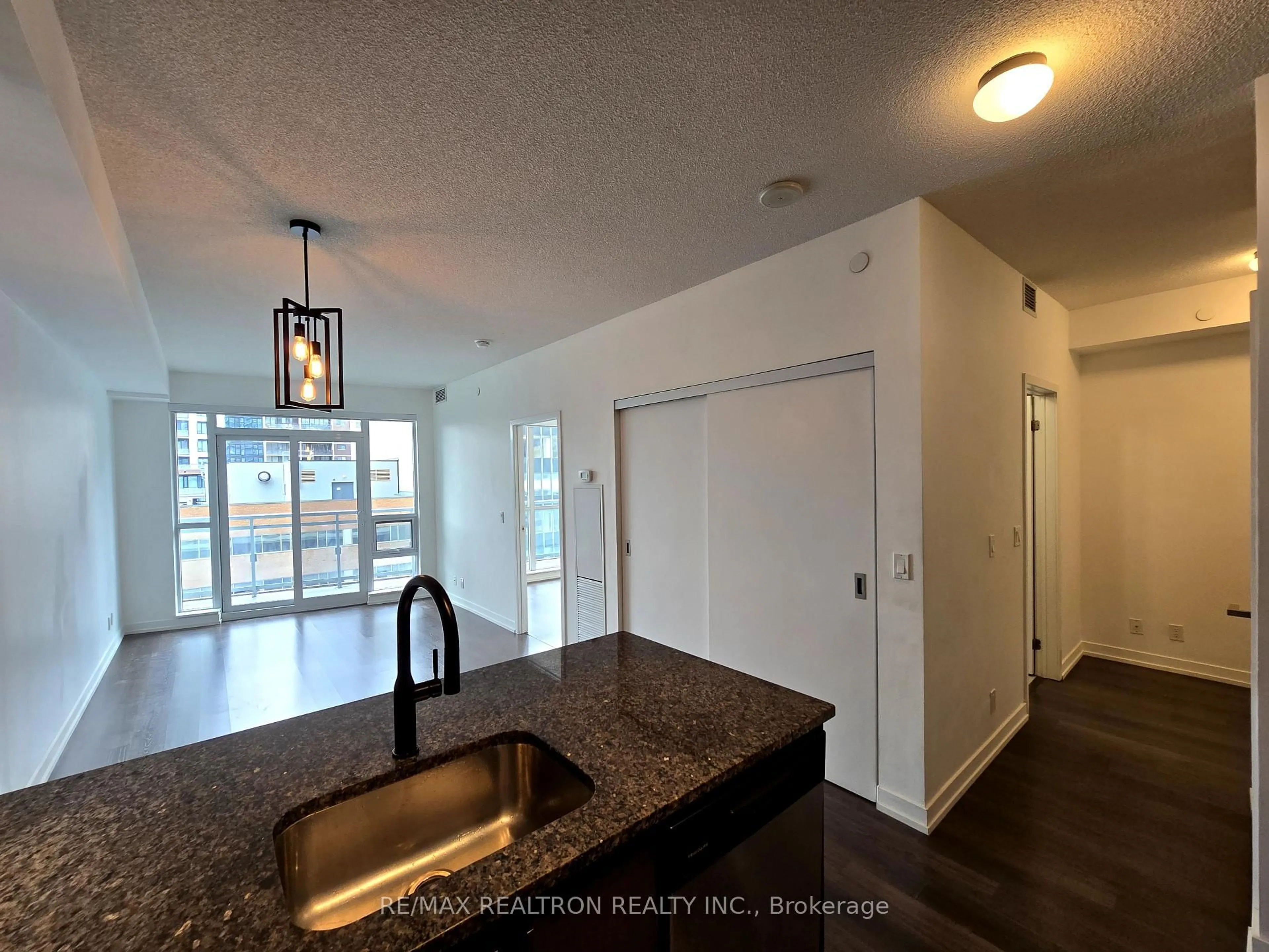 Unknown for 89 Dunfield Ave #803, Toronto Ontario M4S 0A4