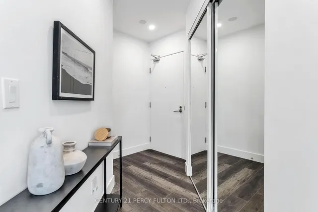 Additional property image - 209 Fort York Blvd Unit 1663