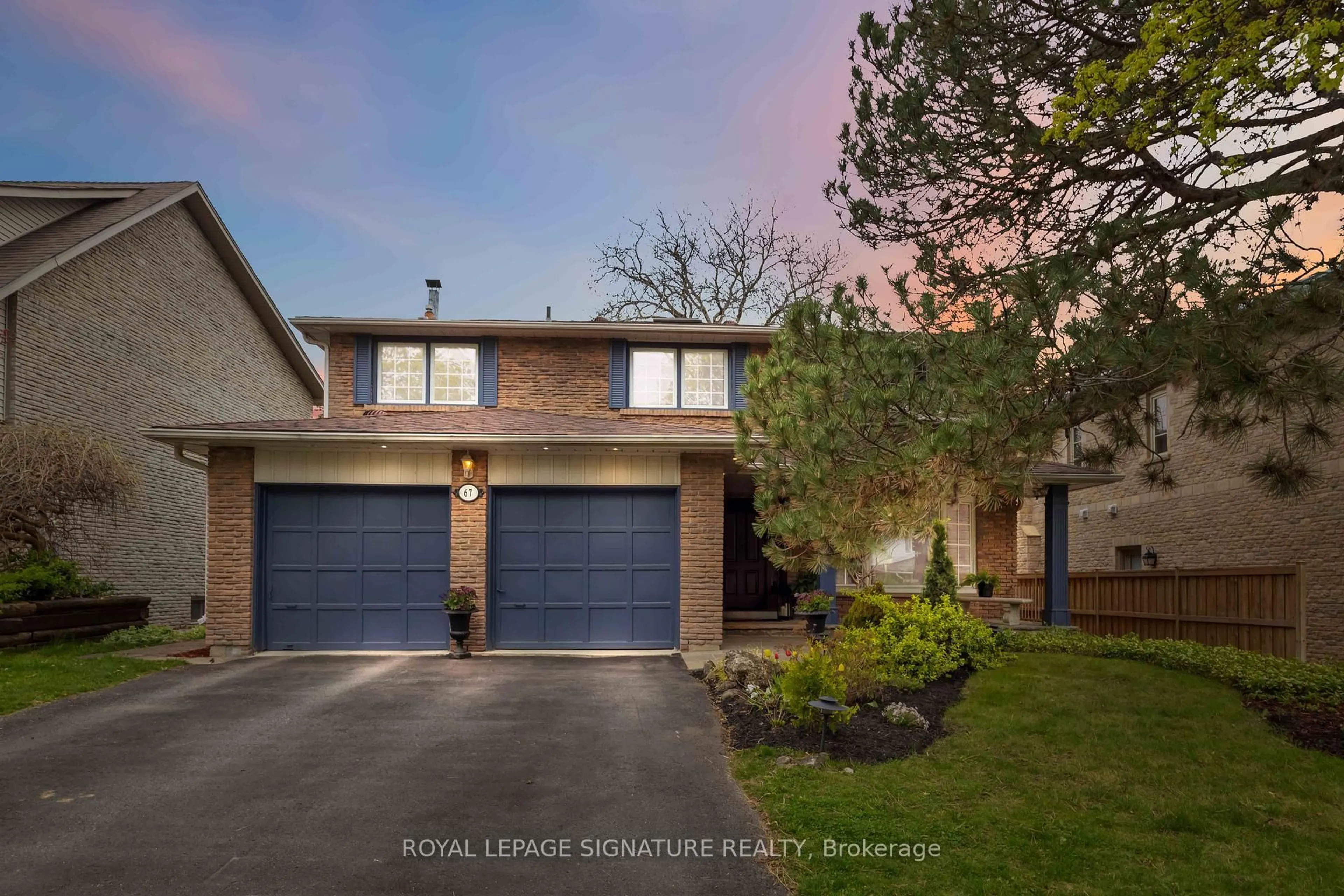 A pic from outside/outdoor area/front of a property/back of a property/a pic from drone, street for 67 Tanbark Cres, Toronto Ontario M3B 1N7