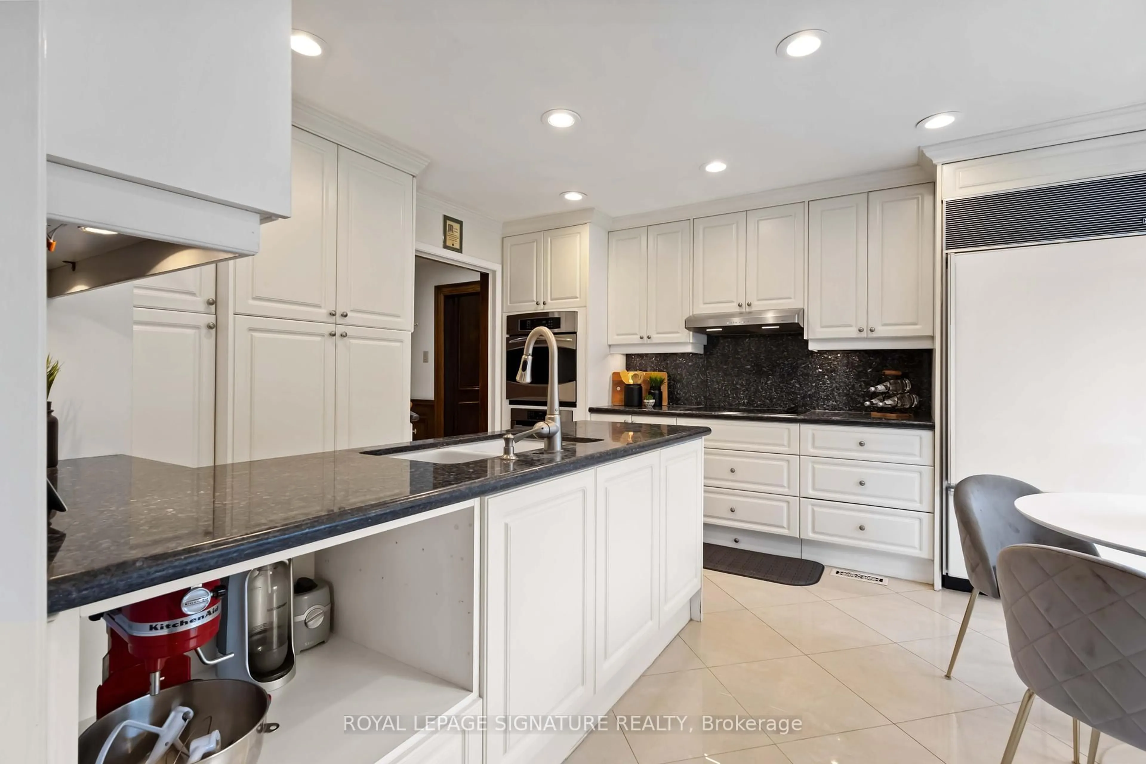 Contemporary kitchen, ceramic/tile floor for 67 Tanbark Cres, Toronto Ontario M3B 1N7