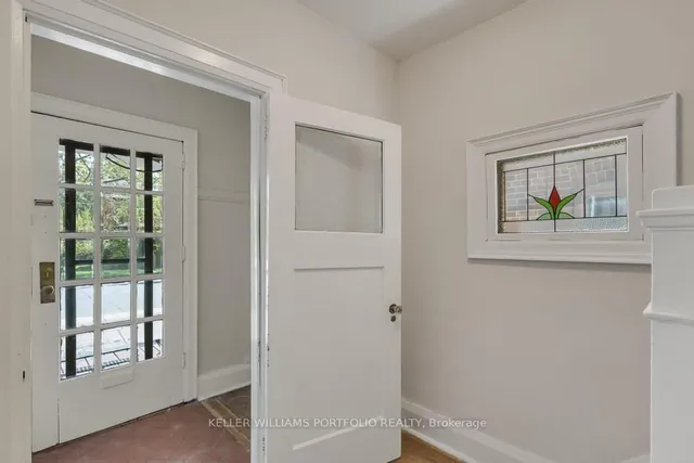 Additional property image - 306 Manor Rd