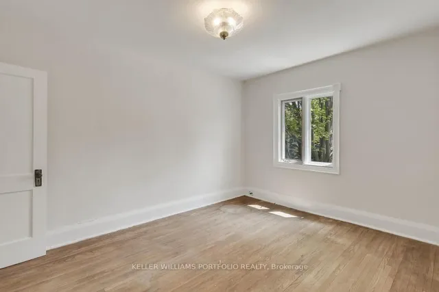 Additional property image - 306 Manor Rd