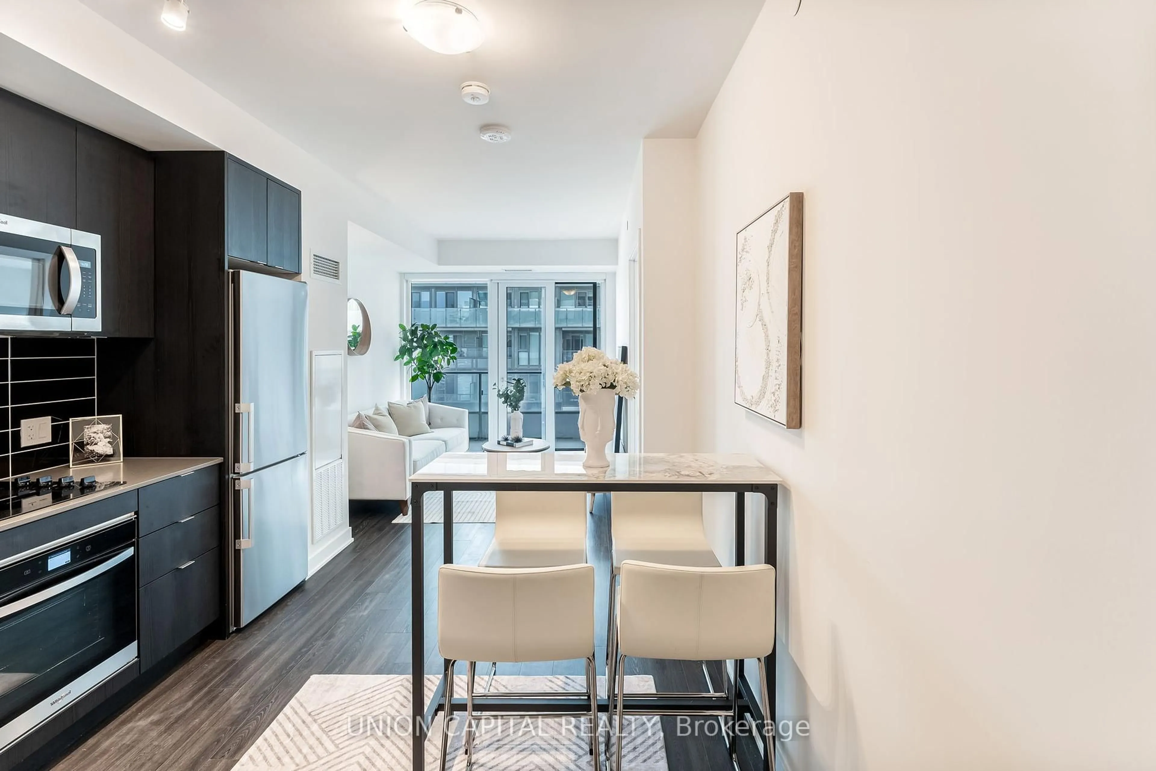 Unknown for 70 Princess St #2410, Toronto Ontario M5A 0X6