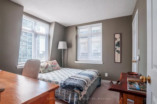 Additional property image - 100 Redpath Ave Unit 28