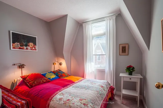 Additional property image - 100 Redpath Ave Unit 28