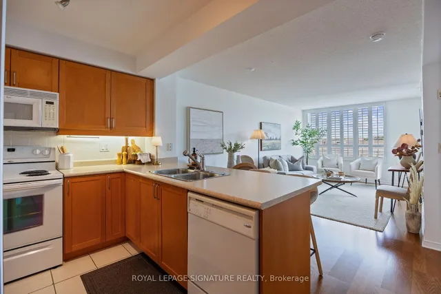 Additional property image - 205 The Donway N/A Unit 402