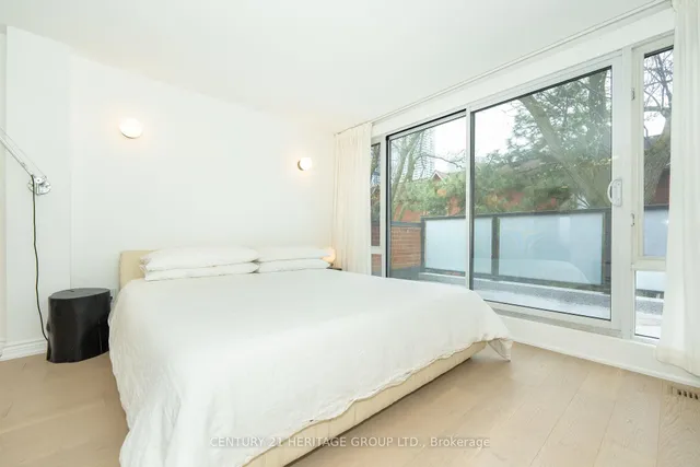 Additional property image - 280 Sherbourne St Unit 5