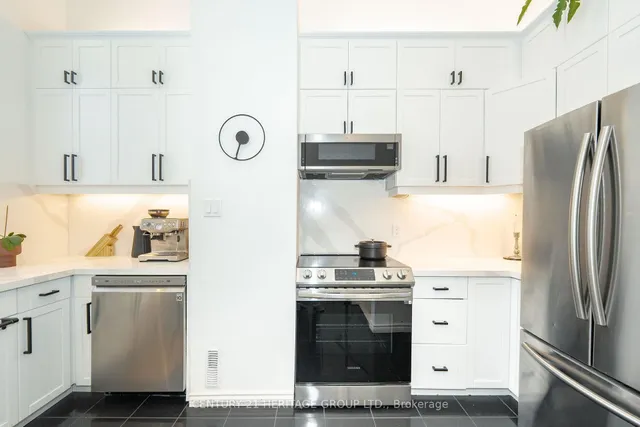 Additional property image - 280 Sherbourne St Unit 5
